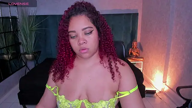 AngelaCoffee live cam on StripChat