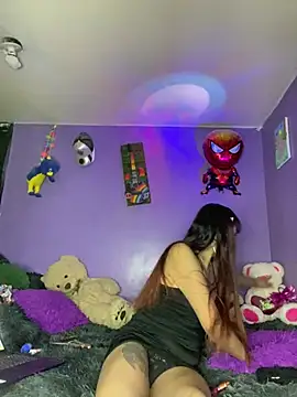 Leyla_collinss_ webcam