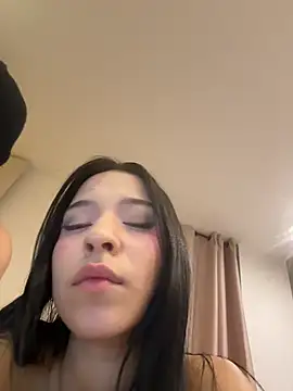 Sarah_cam06 webcam