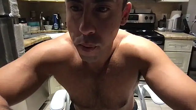 bigguymuscle - BigGuyMuscle's free webcam - UK Sex Cams