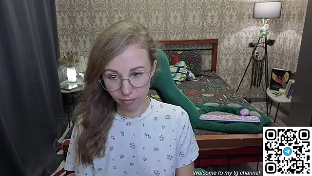 Lill_Ana live cam on StripChat