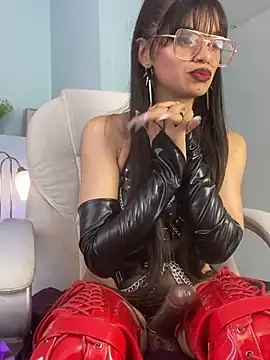 Emerald_gh webcam