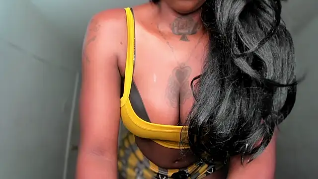 SashaMalone webcam
