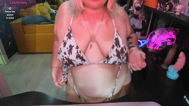 Softie_Sofy webcam