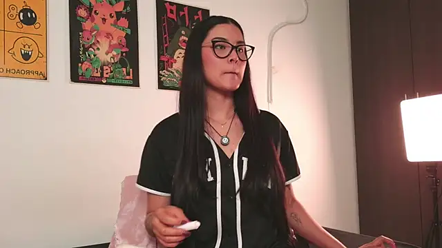 aurorabeck_ (F young) - Be my cowgirl... 🍆 (ride dildo)