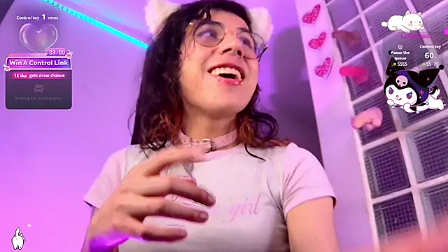 Sweet-SharoKitty webcam