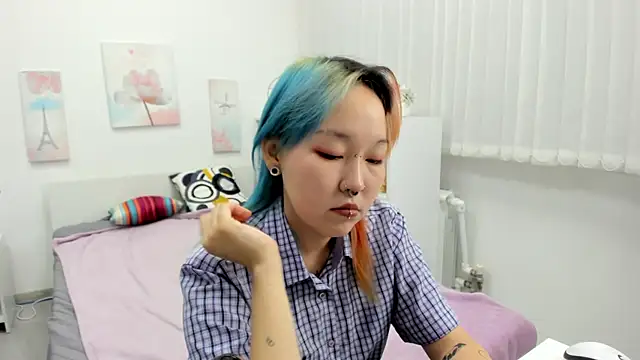 Cute__Kiko webcam