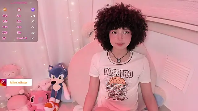 Alice_winter_ live cam on StripChat