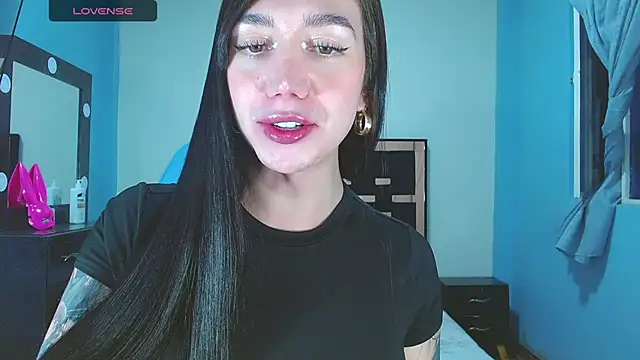 karla_zambrano webcam