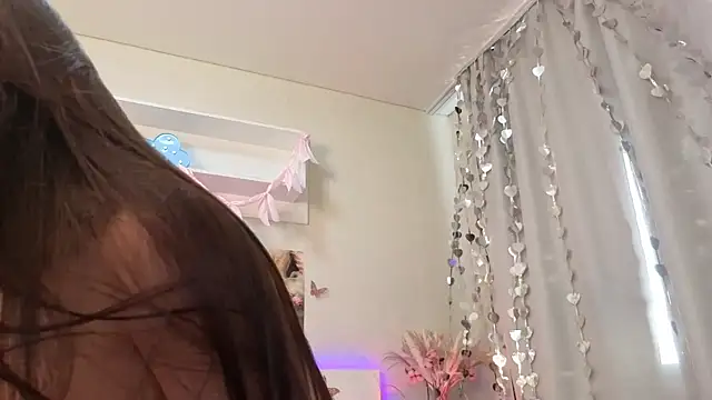 Milly_Lane webcam