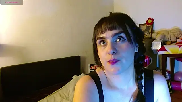 collette_beaufoy_ live cam on StripChat