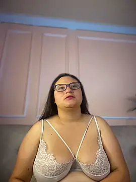 LuisAny live cam on StripChat