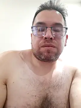 heterosex23 live cam on StripChat