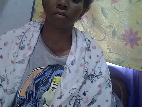 ElianeHot live cam on StripChat