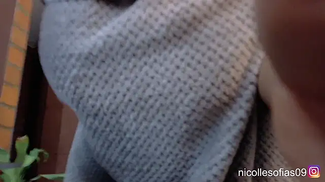 nicollesofia2 live cam on StripChat