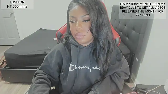 demi_xoxo live cam on StripChat