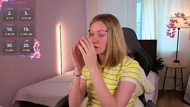 EvaHamilton live cam on StripChat