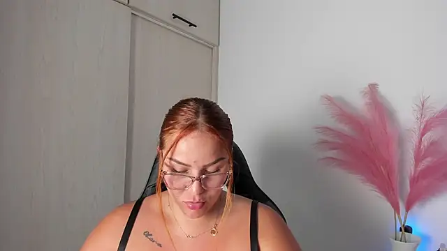 LeahxBarker webcam