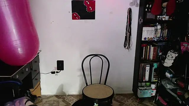 kureiji_hentaii webcam