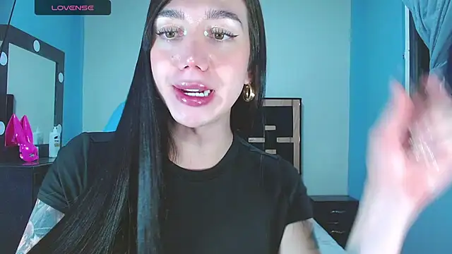 karla_zambrano webcam