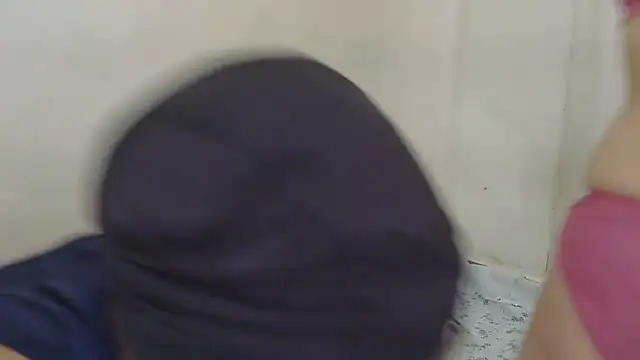 personal_use25 live cam on StripChat