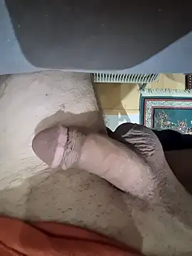 Mahmut4848 live cam on StripChat