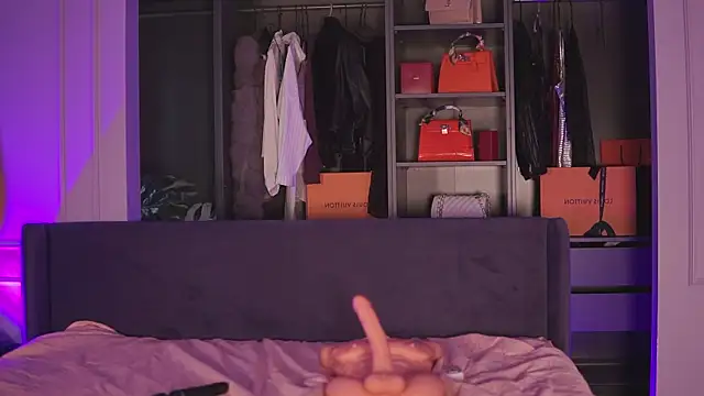 Monique_Celeste webcam