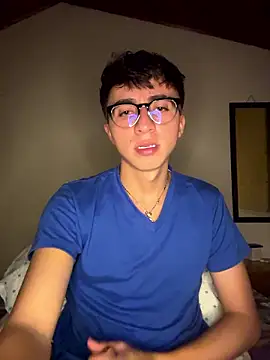 CamiRojas_boy webcam