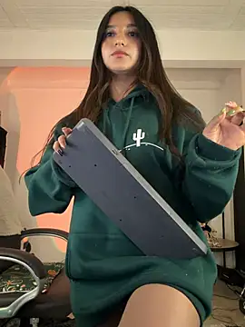 aly_golden_ (F teen) - squirt + ahegao las tip 4 VID PM 💕