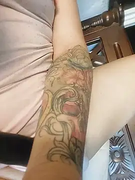anastasia_cort (F milf) - topless