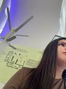 amelliadiamond (F young) - Slup naked pussy