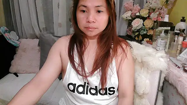 OhmyPinay webcam