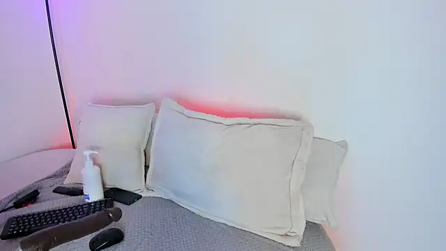 Miss_Loise webcam