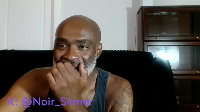 sinnernoir live cam on StripChat