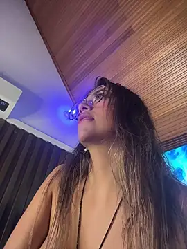 Atenea_cute21 webcam