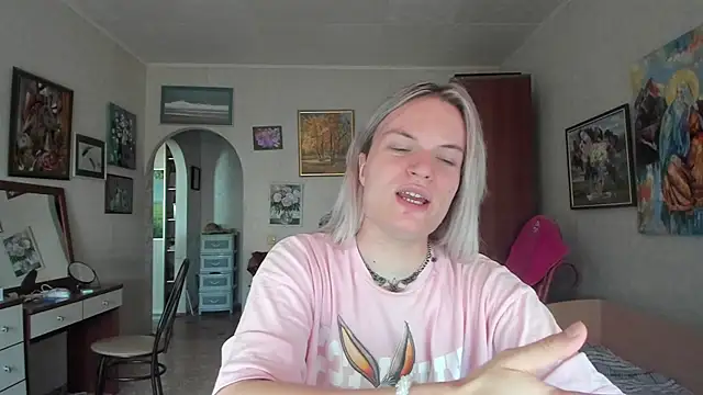 milliKira006 live sex cam