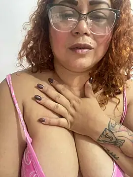 sabrina_hot_milf webcam