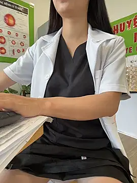 Sneaky_Cumshoot