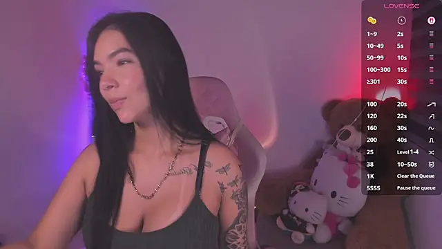 Kiity- live cam on StripChat