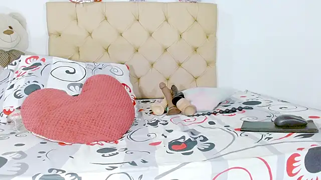 Dolldirtyxxx live cam on StripChat