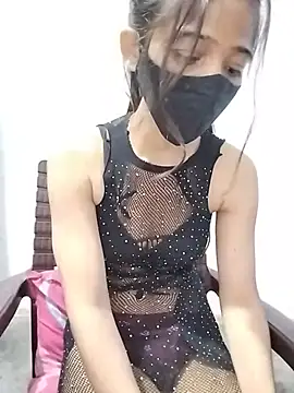 Cute-Naavya webcam