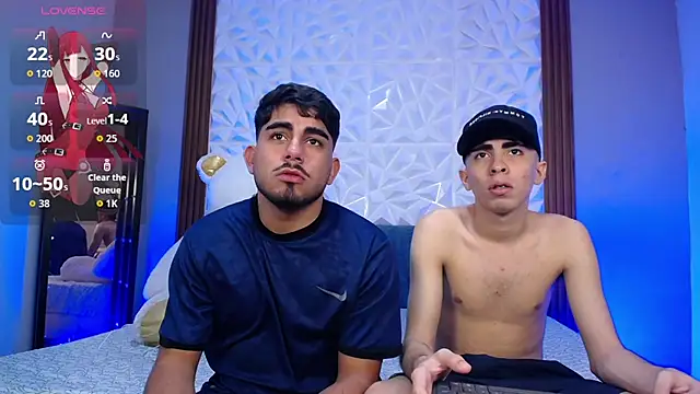 Michael_and_twinkk webcam