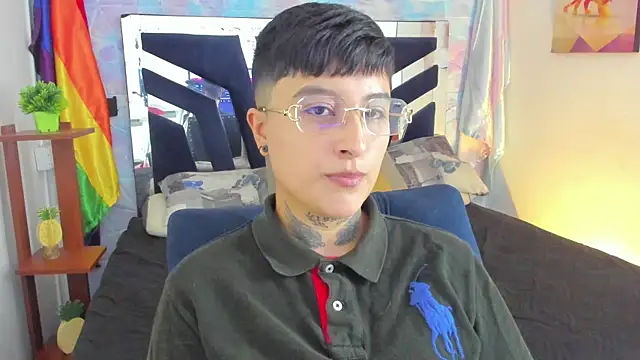 abby_thompson____ webcam