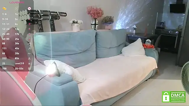 WhitneySimon webcam