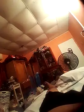 Adrian8081 webcam