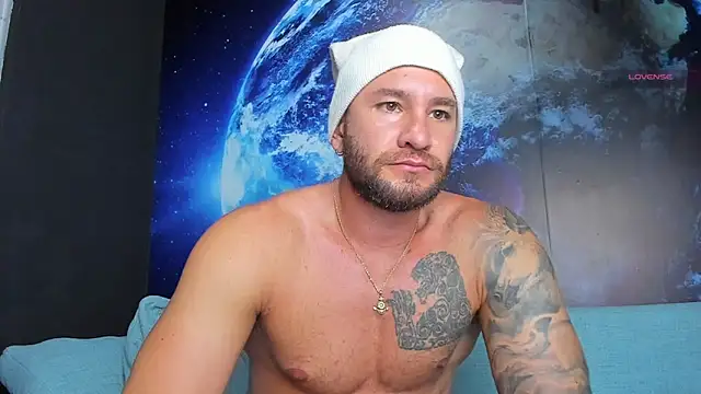delessandro_world live cam on StripChat