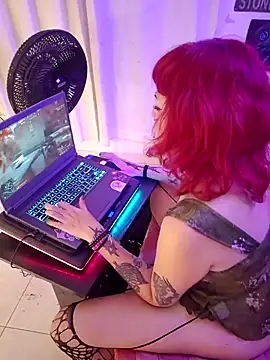 Sarah-Stoner webcam