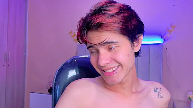 Derek_Sinn webcam