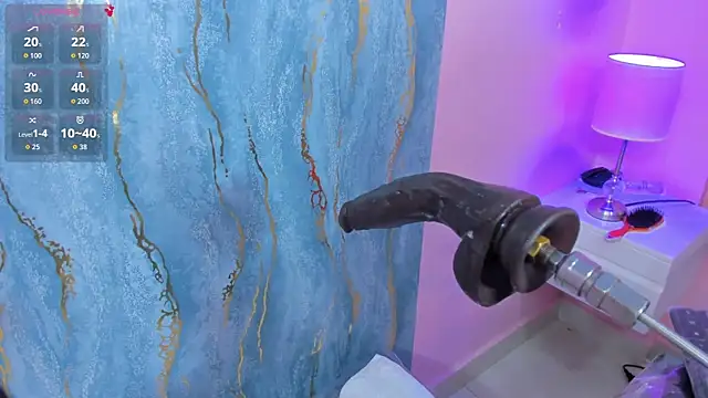 lia_sucker webcam