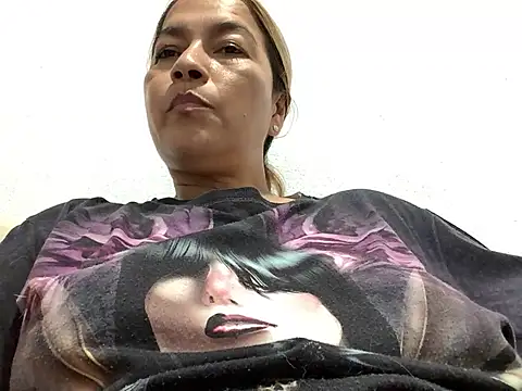 Jlo_69 webcam